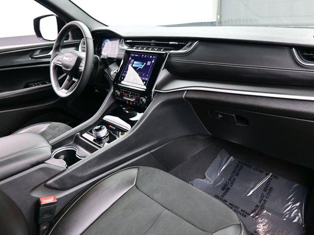 used 2024 Jeep Grand Cherokee car, priced at $33,990