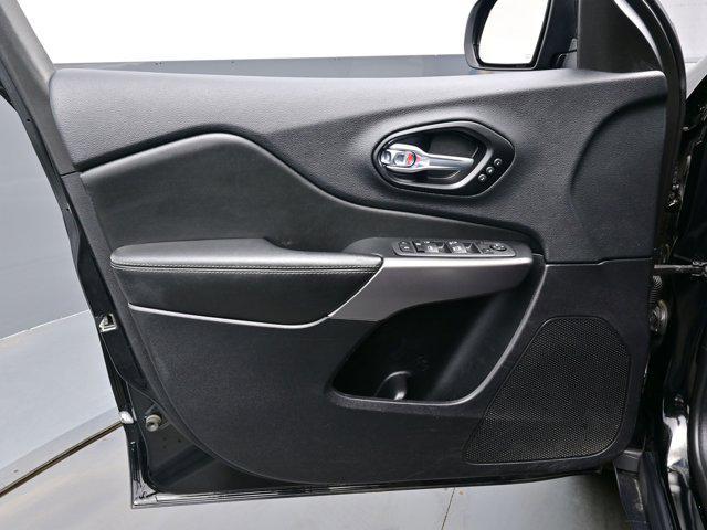 used 2022 Jeep Cherokee car, priced at $27,590