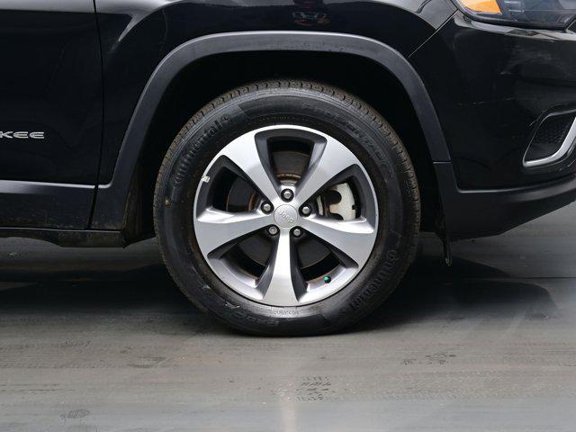 used 2022 Jeep Cherokee car, priced at $27,590