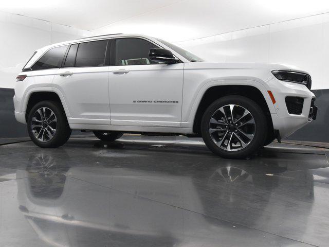 new 2025 Jeep Grand Cherokee car, priced at $56,370