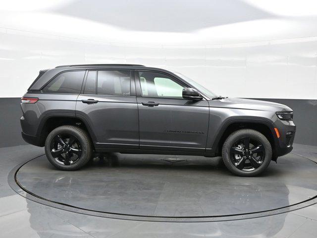 new 2025 Jeep Grand Cherokee car, priced at $43,841