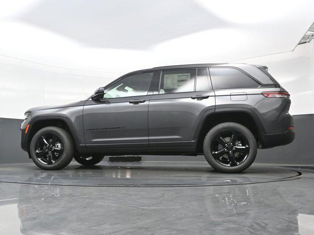 new 2025 Jeep Grand Cherokee car, priced at $43,841