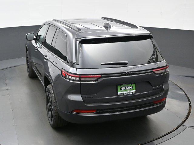 new 2025 Jeep Grand Cherokee car, priced at $43,841