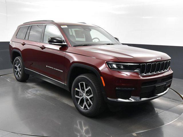 new 2024 Jeep Grand Cherokee L car, priced at $42,804