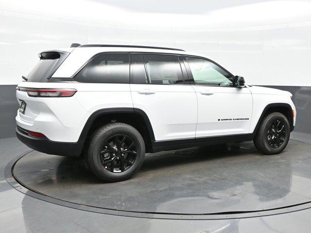 new 2025 Jeep Grand Cherokee car, priced at $36,569