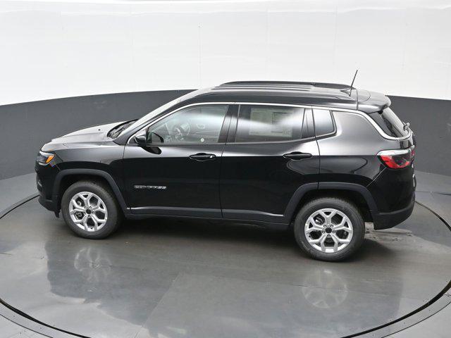 new 2025 Jeep Compass car, priced at $22,854