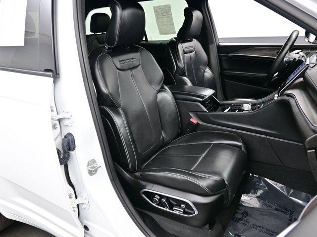 used 2022 Jeep Grand Cherokee car, priced at $34,590