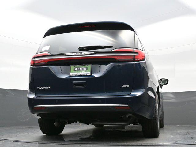 new 2025 Chrysler Pacifica car, priced at $46,619