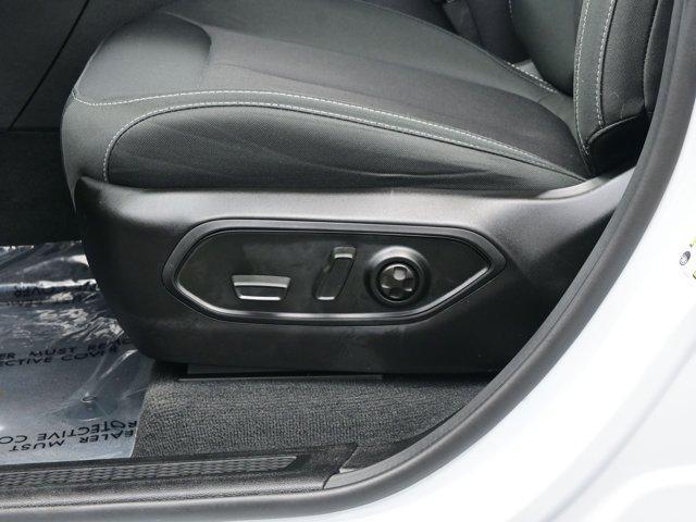 used 2025 Jeep Grand Cherokee car, priced at $33,990