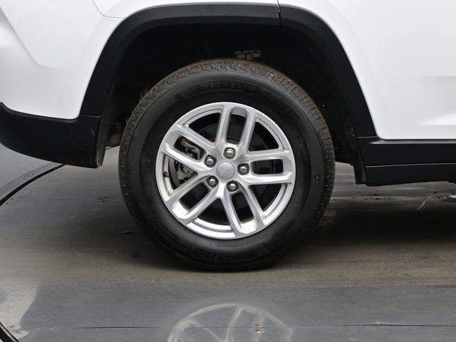 used 2025 Jeep Grand Cherokee car, priced at $33,990