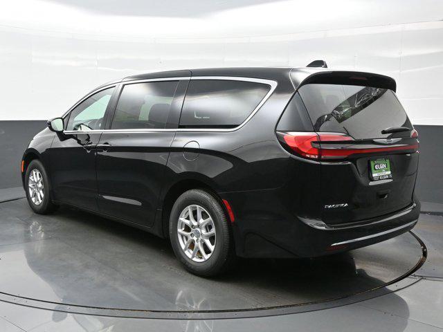 new 2025 Chrysler Pacifica car, priced at $39,316