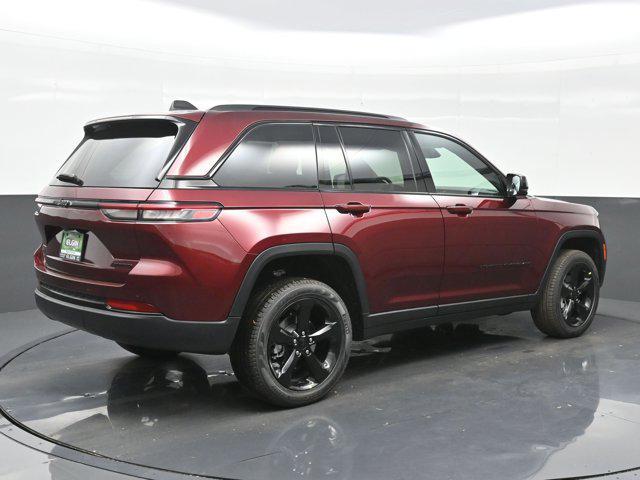 new 2025 Jeep Grand Cherokee car, priced at $45,004