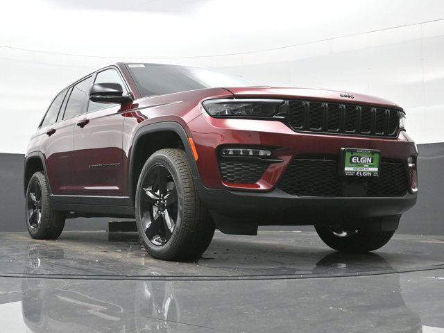 new 2025 Jeep Grand Cherokee car, priced at $45,004