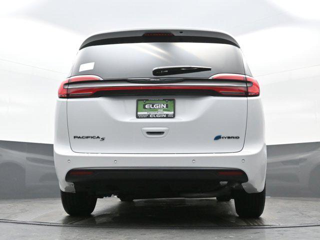 new 2025 Chrysler Pacifica Hybrid car, priced at $50,166