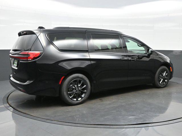 new 2025 Chrysler Pacifica car, priced at $38,790