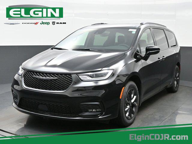 new 2025 Chrysler Pacifica car, priced at $41,290