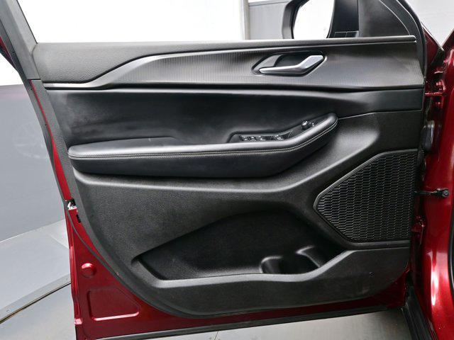 used 2023 Jeep Grand Cherokee L car, priced at $28,590