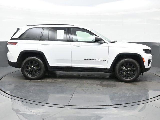 used 2024 Jeep Grand Cherokee car, priced at $36,990