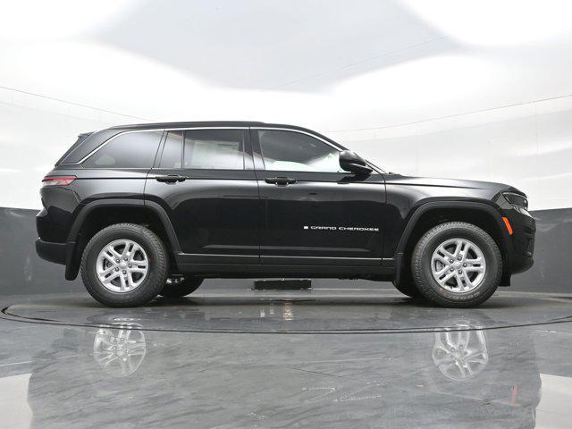 new 2025 Jeep Grand Cherokee car, priced at $33,630