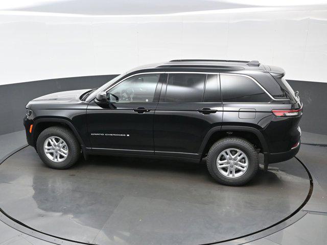 new 2025 Jeep Grand Cherokee car, priced at $33,630
