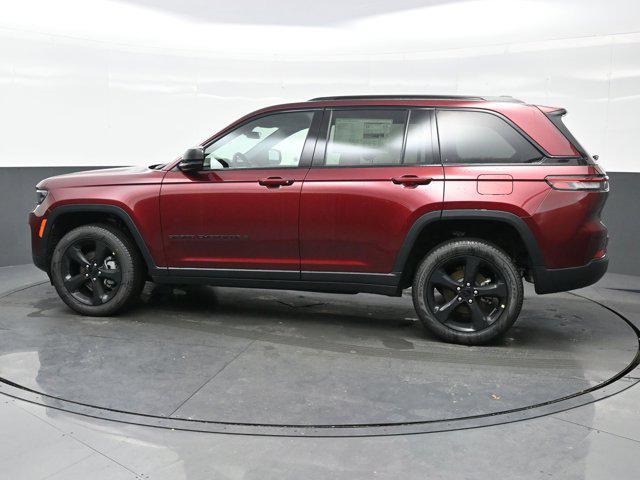 new 2025 Jeep Grand Cherokee car, priced at $42,004