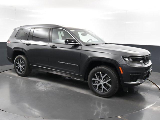 new 2024 Jeep Grand Cherokee L car, priced at $41,651