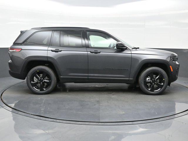 new 2025 Jeep Grand Cherokee car, priced at $44,266