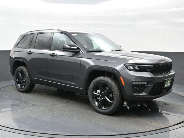 new 2025 Jeep Grand Cherokee car, priced at $44,266