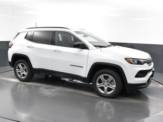 new 2024 Jeep Compass car, priced at $28,557