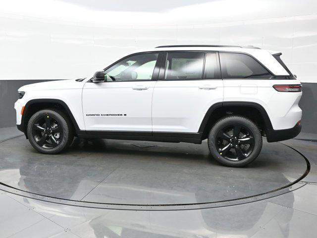 new 2025 Jeep Grand Cherokee car, priced at $47,199