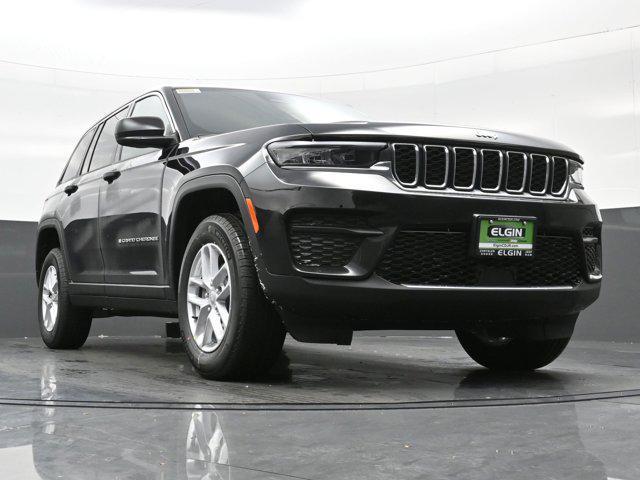 new 2025 Jeep Grand Cherokee car, priced at $36,890