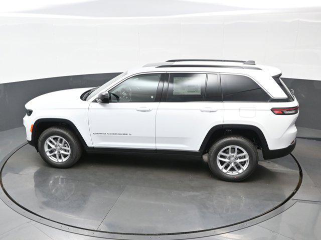 new 2025 Jeep Grand Cherokee car, priced at $32,512