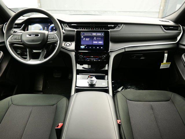 new 2025 Jeep Grand Cherokee car, priced at $32,512