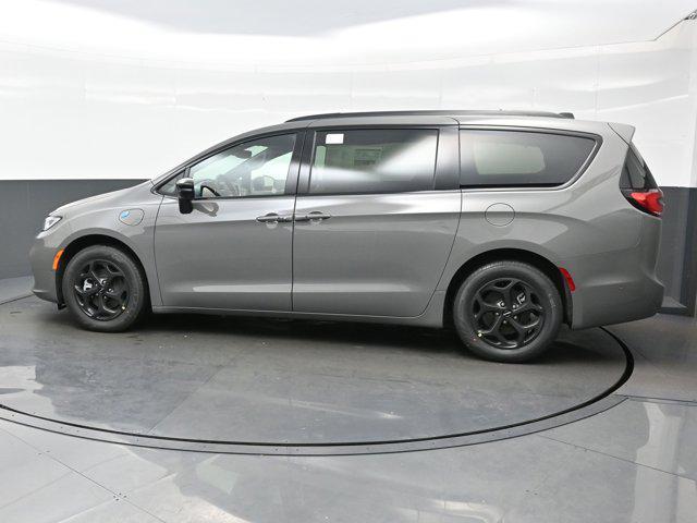 new 2025 Chrysler Pacifica Hybrid car, priced at $50,612