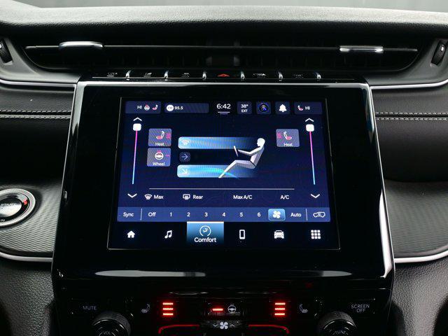 used 2024 Jeep Grand Cherokee car, priced at $32,490