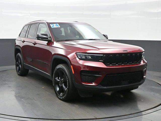 used 2024 Jeep Grand Cherokee car, priced at $32,490