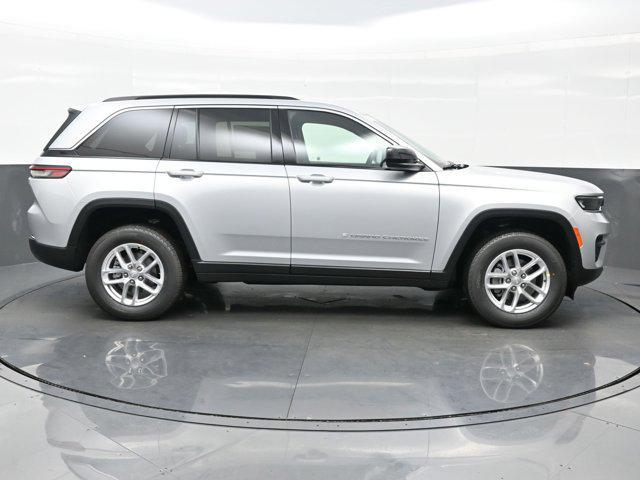 new 2025 Jeep Grand Cherokee car, priced at $36,890