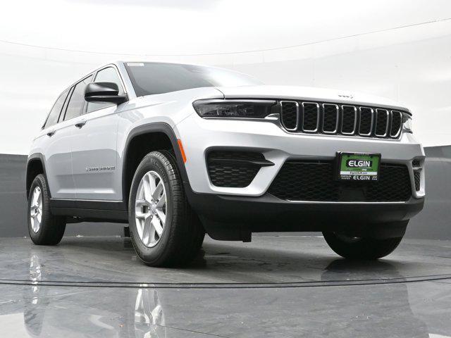 new 2025 Jeep Grand Cherokee car, priced at $36,890