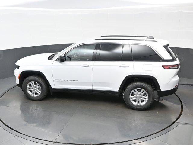 new 2025 Jeep Grand Cherokee car, priced at $33,094