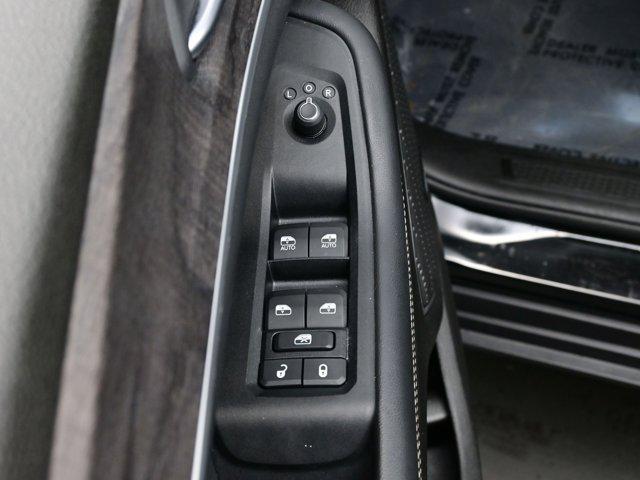 used 2024 Jeep Grand Cherokee car, priced at $36,990