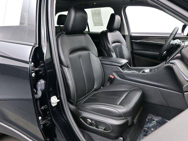 used 2024 Jeep Grand Cherokee car, priced at $36,990