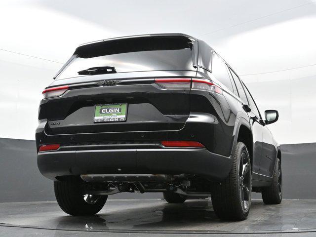 new 2025 Jeep Grand Cherokee car, priced at $40,747