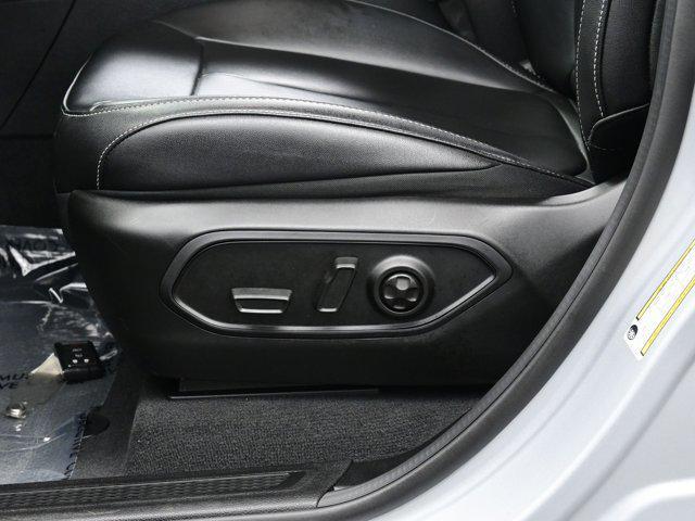 used 2024 Jeep Grand Cherokee car, priced at $37,990