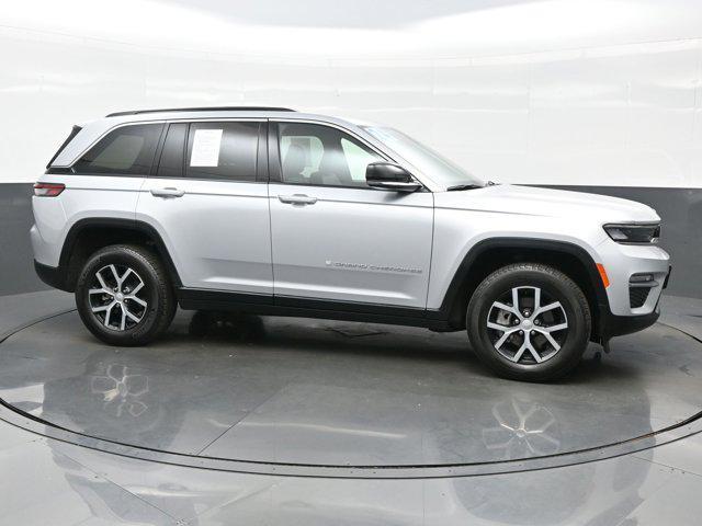 used 2024 Jeep Grand Cherokee car, priced at $37,990
