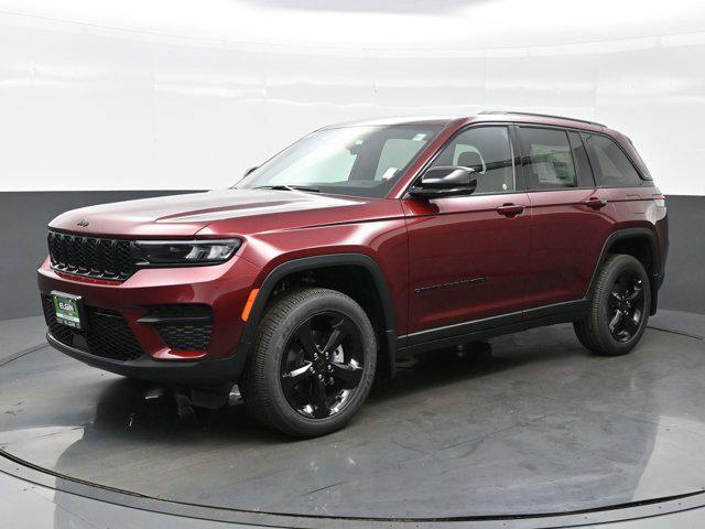 new 2025 Jeep Grand Cherokee car, priced at $40,725