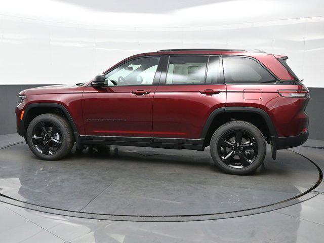 new 2025 Jeep Grand Cherokee car, priced at $40,725