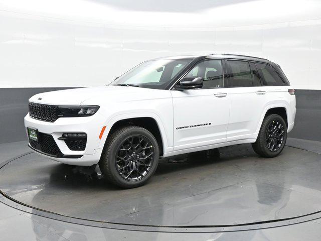new 2025 Jeep Grand Cherokee car, priced at $59,781