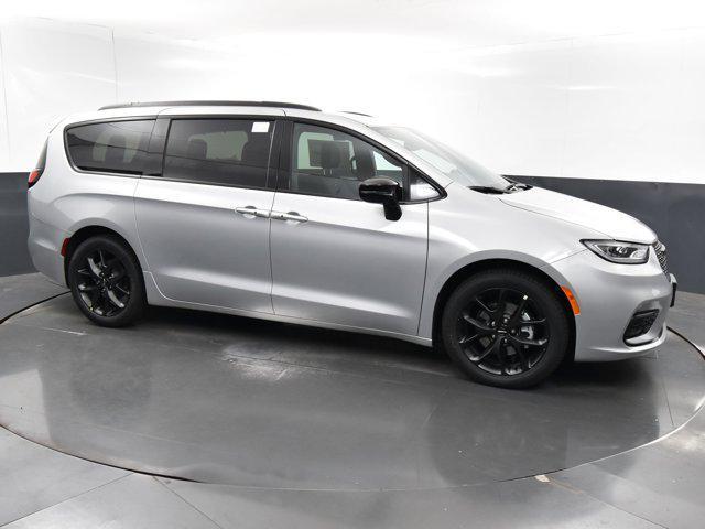 new 2024 Chrysler Pacifica car, priced at $41,291