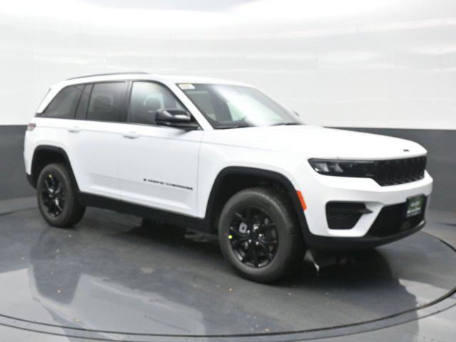 new 2025 Jeep Grand Cherokee car, priced at $40,856