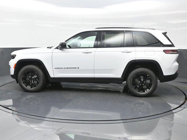 new 2025 Jeep Grand Cherokee car, priced at $40,856